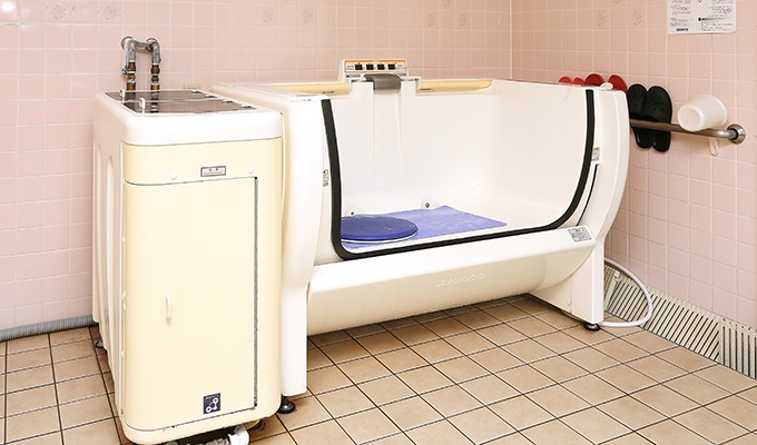 機械浴もあるので、お身体が不自由な方も安全に入浴いただけます。