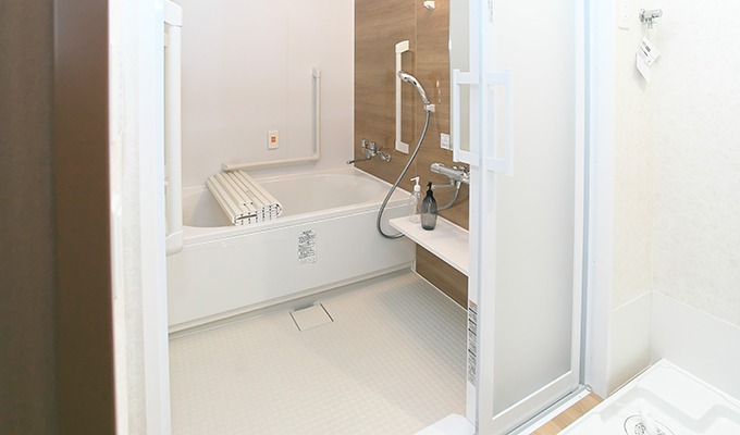 浴室乾燥や浴室暖房、自動湯張りなど機能的なお風呂です。