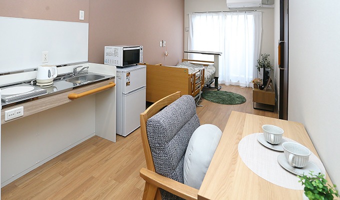 Aタイプ居室は27㎡とお1人用としては福岡屈指の広さを誇ります。