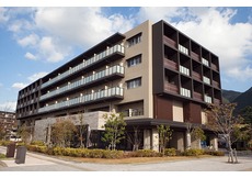 カルナス城野駅前