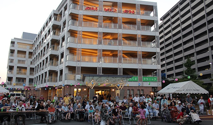 イベントには地域のみなさんも大勢参加されます。